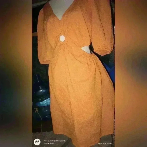 And Now This Keyhole Dress Womens Plus size 1X Mango Color NWT - Picture 2 of 16